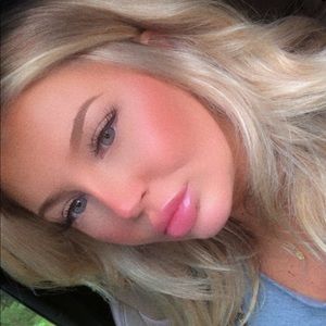 Meet your Posher, Brittanni